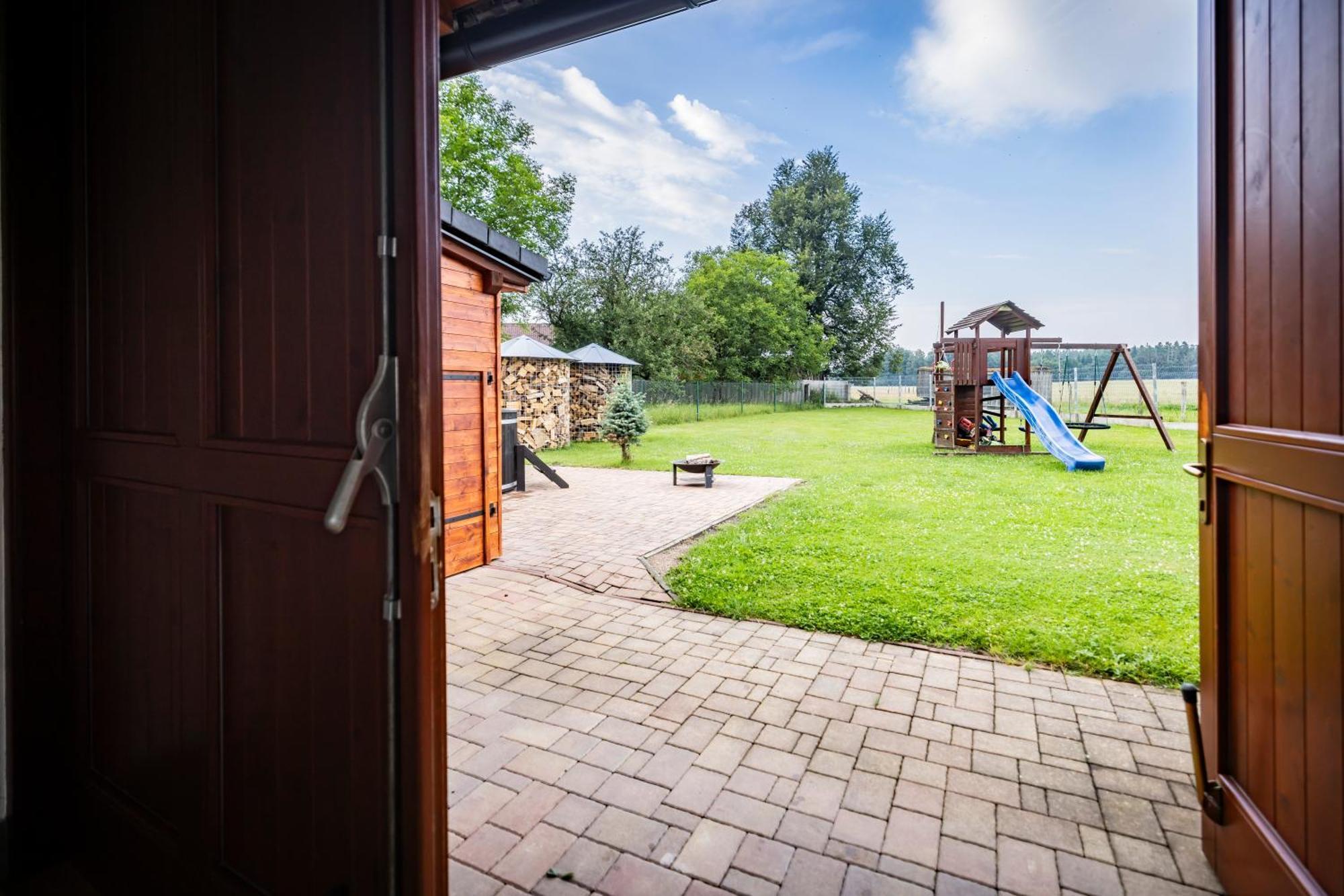 Apartmán Dvorce Stráž nad Nežárkou Esterno foto